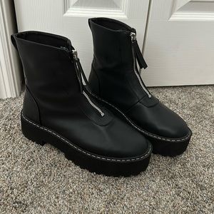 H&M women’s platform combat boots size 8